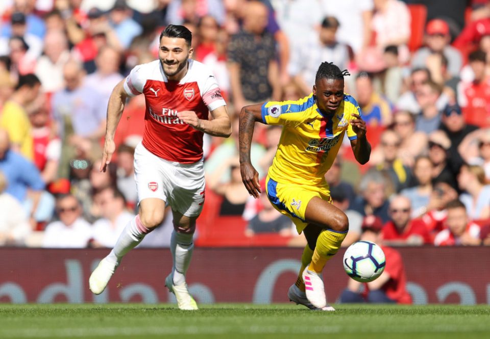 LONDON, ENGLAND - APRIL 21:  Sead Kolasinac of Arsenal takes on Aaron Wan-Bissaka of Crystal Palace during the Premier League match between Arsenal FC and Crystal Palace at Emirates Stadium on April 21, 2019 in London, United Kingdom. (Photo by Warren Little/Getty Images)